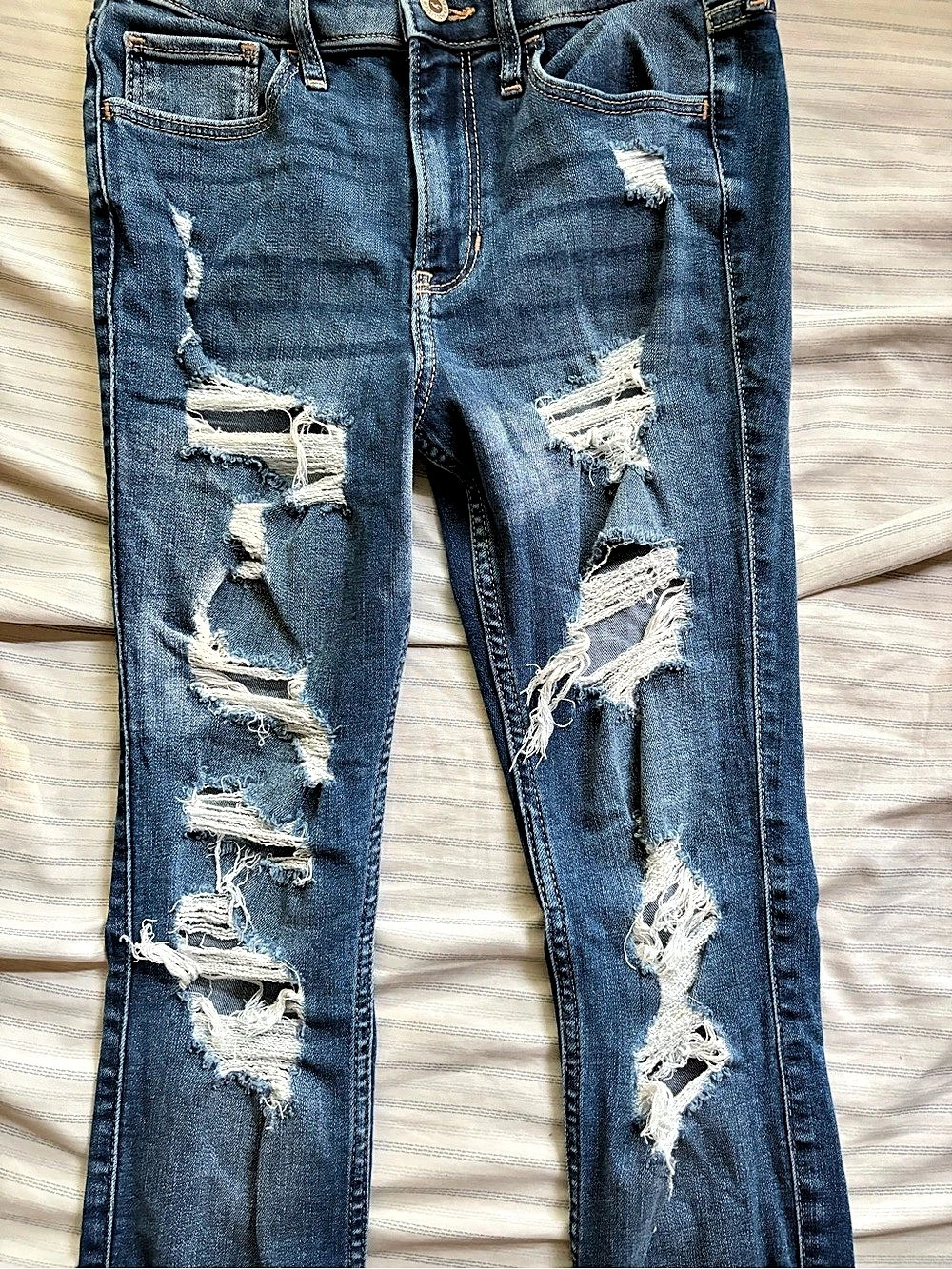 Hollister High-Rise Super Skinny Jeans Distressed Blue Waist 26